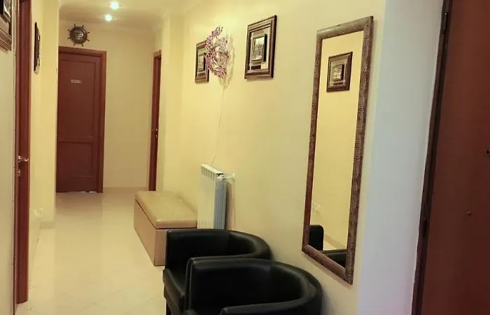 Zhihua Guest house Rome