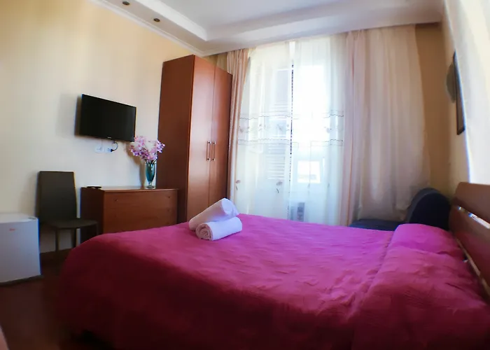 Zhihua Guest house 2*
